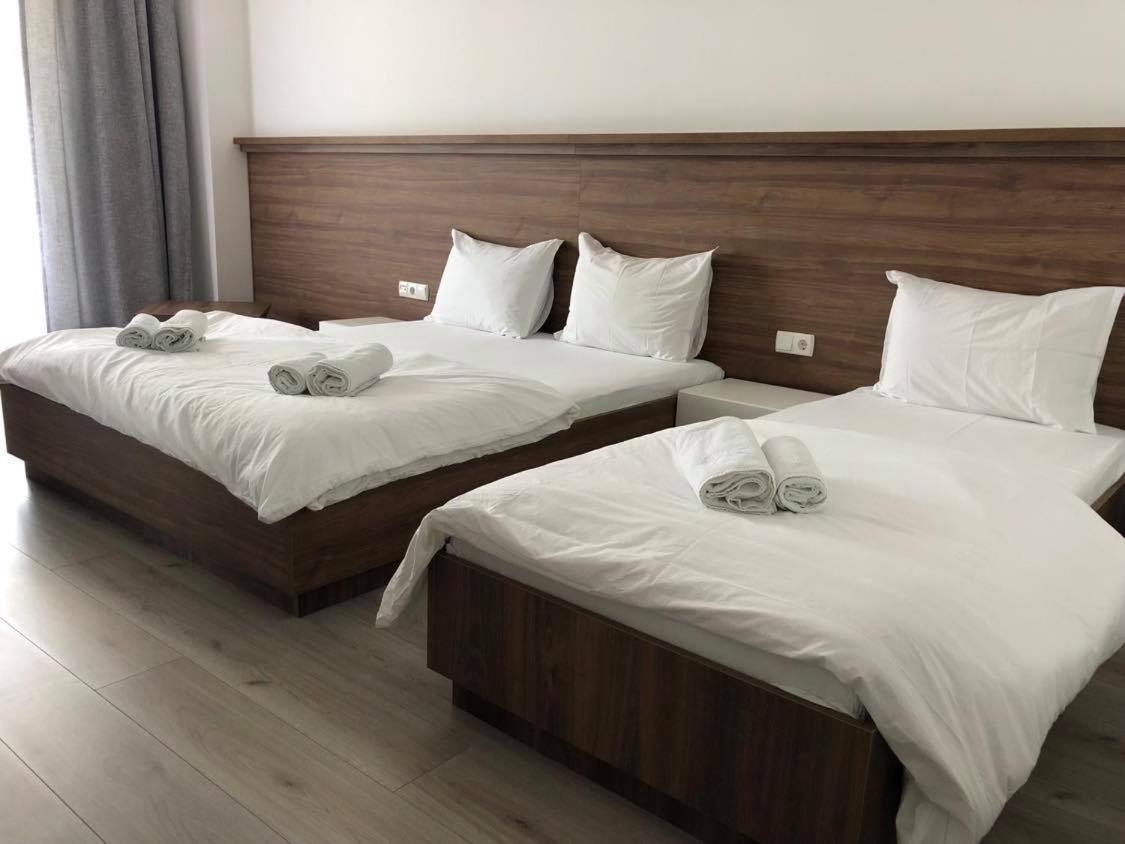 Hotel Dardani Titova Mitrovica Esterno foto